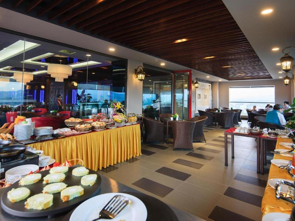 Royal Palace Hotel Tuyen Quang Extérieur photo