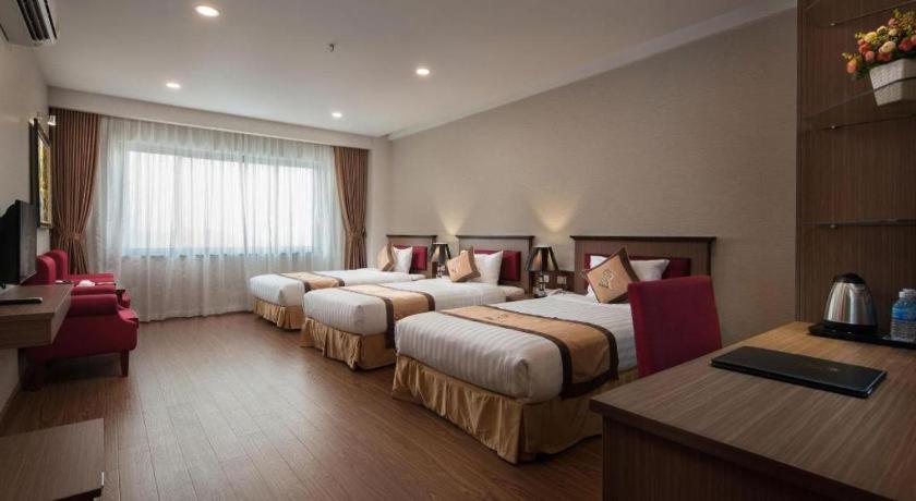 Royal Palace Hotel Tuyen Quang Extérieur photo