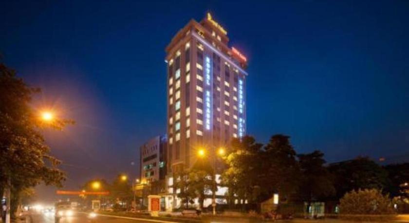 Royal Palace Hotel Tuyen Quang Extérieur photo