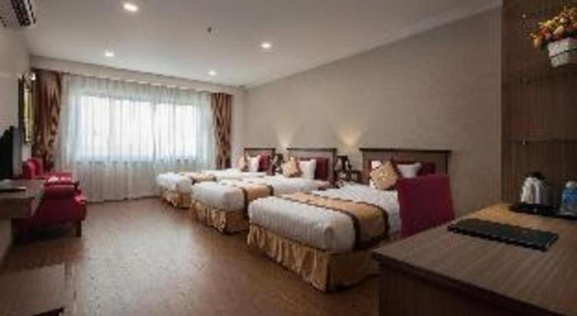 Royal Palace Hotel Tuyen Quang Extérieur photo