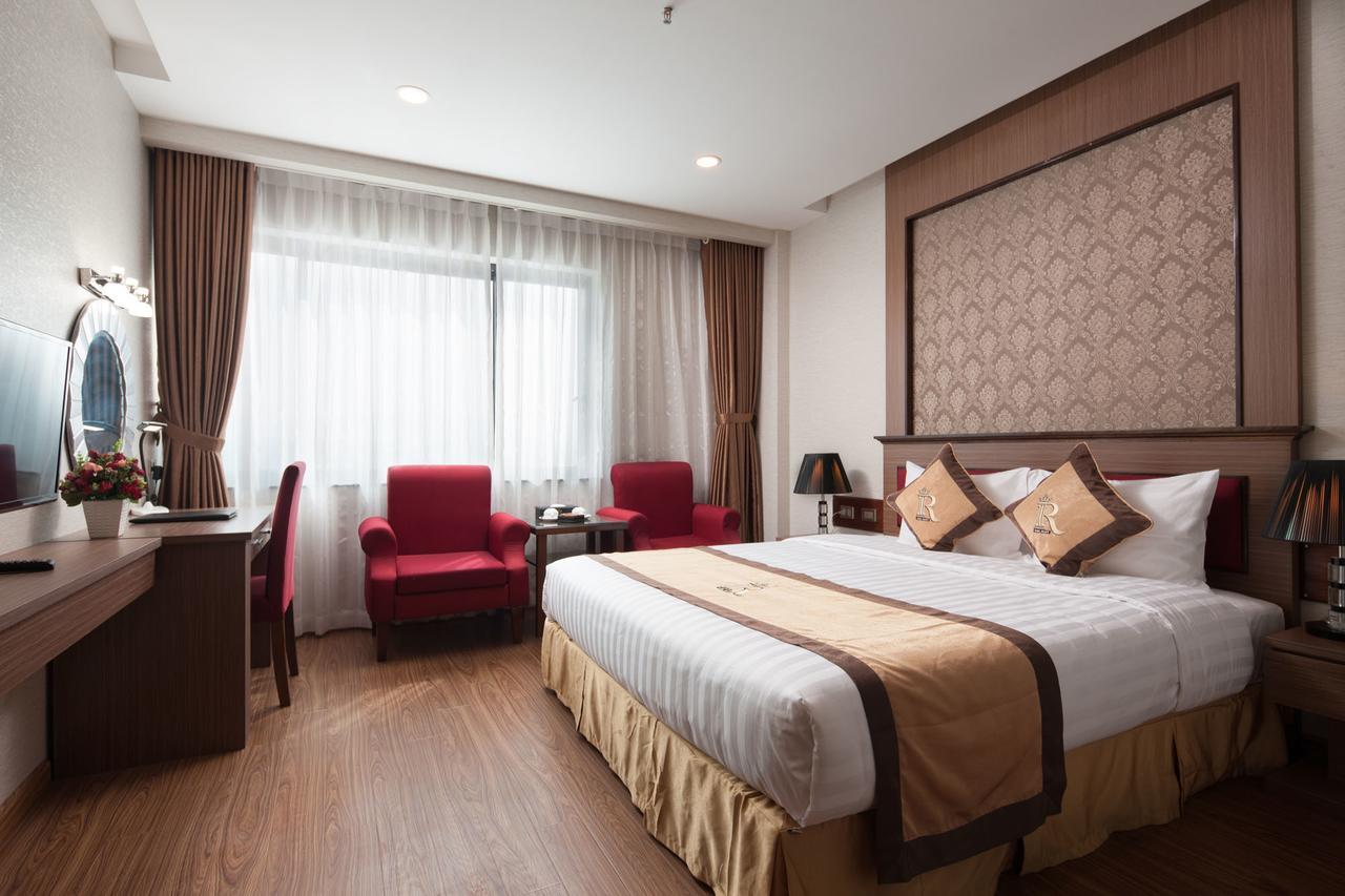 Royal Palace Hotel Tuyen Quang Extérieur photo